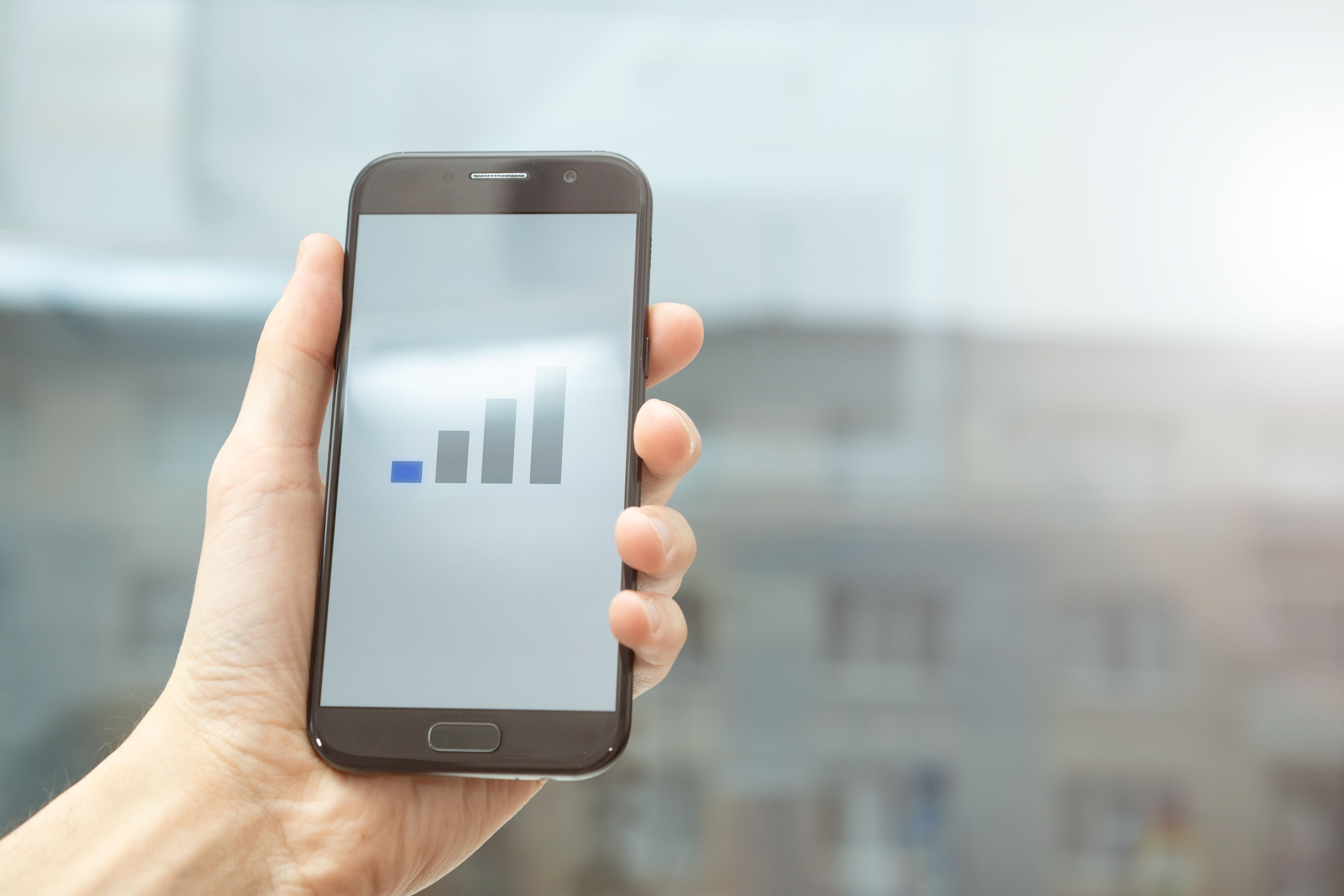 Δεν υπάρχει σήμα στο κινητό σας; 4 μέθοδοι με τις οποίες μπορείτε να έχετε καλύτερο σήμα GSM